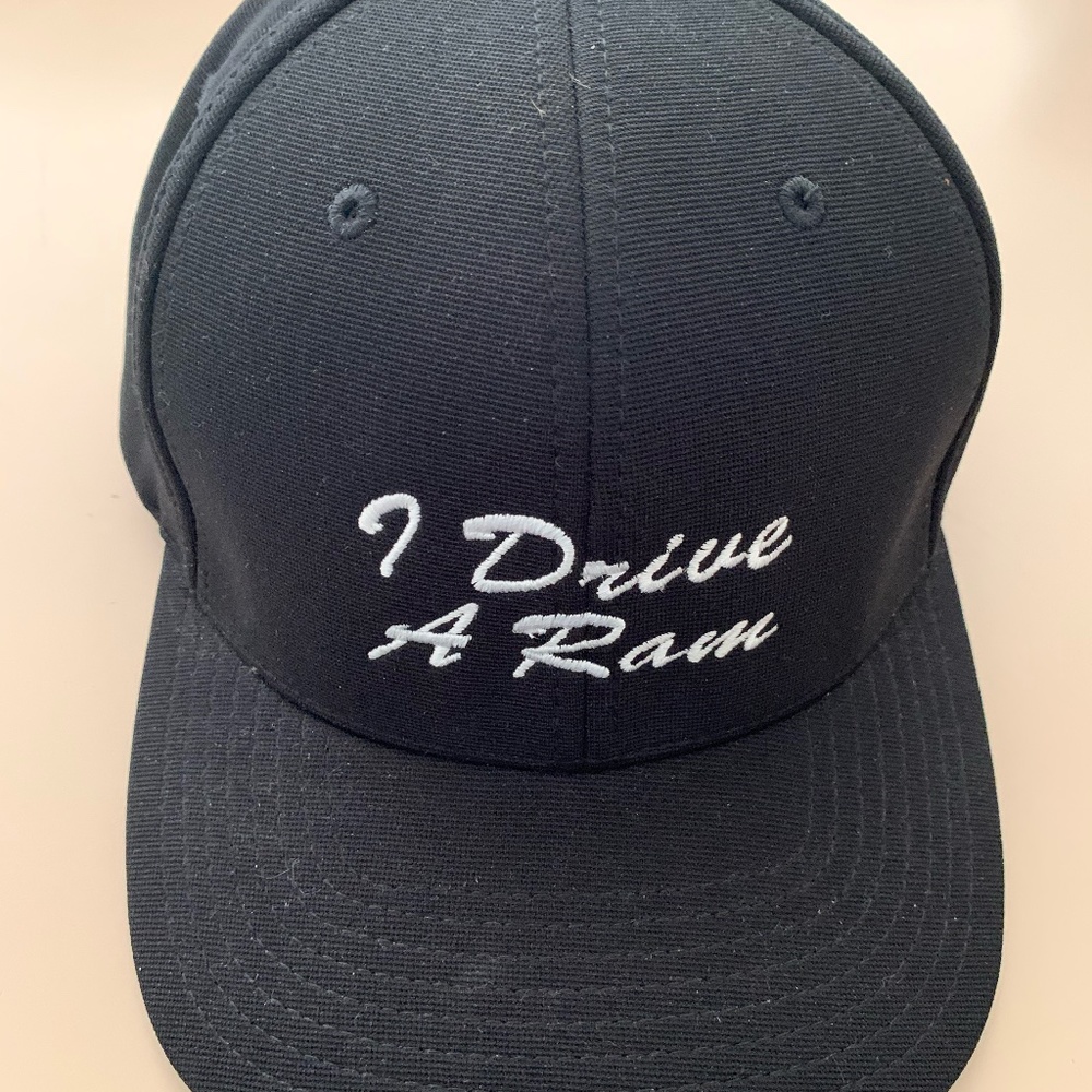 ☃️ 🎁 Custom RAM CAP NEW OS - Picture 2 of 8